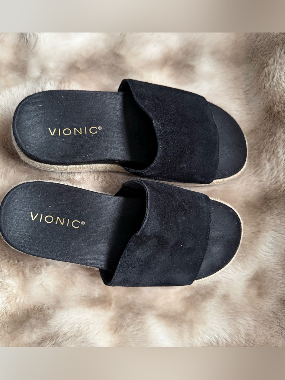 Vionic Black Suede Slide Mules – Size 6